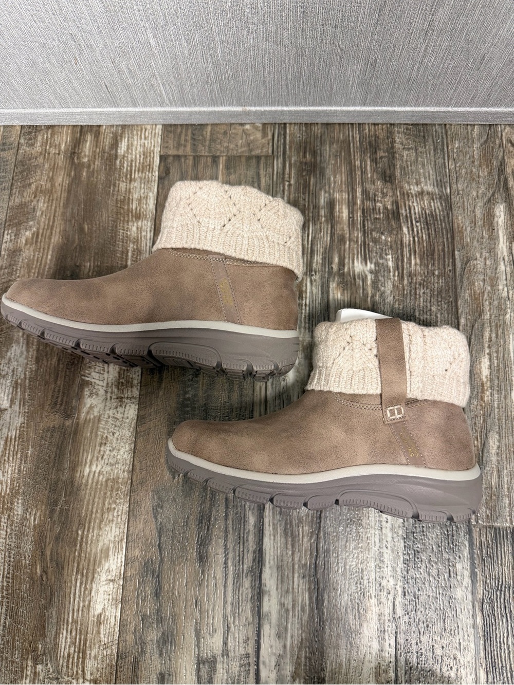 Skechers Taupe Knit Cuff Ankle Bootie Size 7.5 - Picture 12 of 16